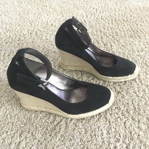 Franco Sarto wedges black tan size 5 1/2